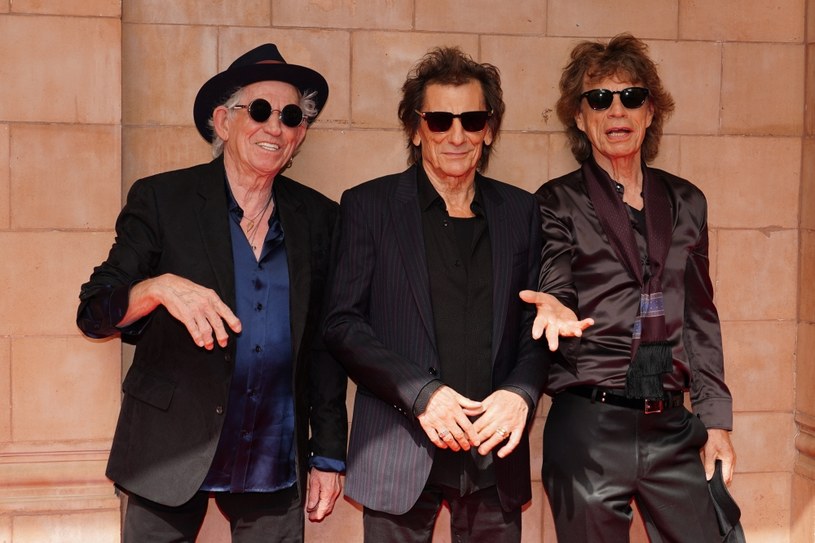Stało się! The Rolling Stones oficjalnie zapowiedzieli premierę nowego albumu pt. "Hackney Diamonds". Pierwszy od 18 lat album z premierowym materiałem ukaże się 20 października. W teledysku do pierwszego singla "Angry" zagrała amerykańska aktorka Sydney Sweeney (m.in. seriale "Euforia", "Biały lotos").