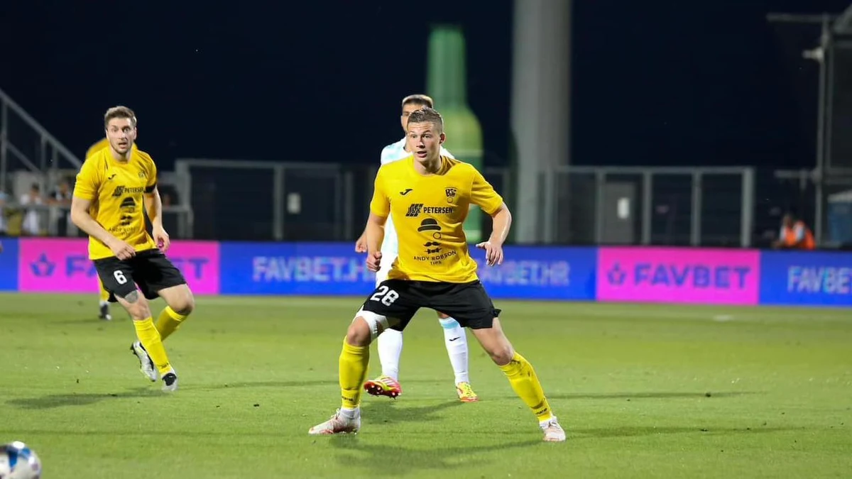 "Tutaj wszyscy wiedzą jak mocna jest reprezentacja Polski, nikt nie liczy na punkty" - mówi w rozmowie z RMF FM Michał Przybylski, piłkarz farerskiego klubu B36 Thorshavn. Zawodnik spędził na Wyspach Owczych niemal całe życie i doskonale zna tamtejszy futbol i tamtejszą mentalność. Czeka na nadanie obywatelstwa Wysp Owczych i jak podkreśla, marzy o grze w tamtejszej reprezentacji.