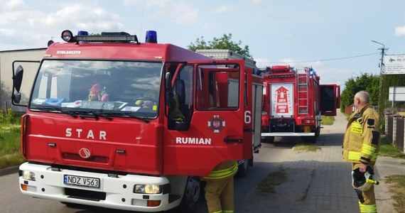 We wtorek informowaliśmy o nieszczęśliwym wypadku w gminie Rybno koło Działdowa w Warmińsko-Mazurskiem. Na drodze powiatowej między miejscowościami Dębień-Rumian, 30-letni kierowca wozu strażackiego OSP cofając potrącił 48-letniego strażaka. W Internecie ruszyła zbiórka pieniędzy dla rodziny zmarłego druha, która jest w trudnej sytuacji finansowej.

