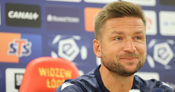 Piłkarze występującego w ekstraklasie Widzewa wygrali z pierwszoligowym Zniczem Pruszków 2:1 (1:0) w rozegranym w czwartek sparingu. Łódzką drużynę po raz pierwszy prowadził nowy trener Daniel Myśliwiec.