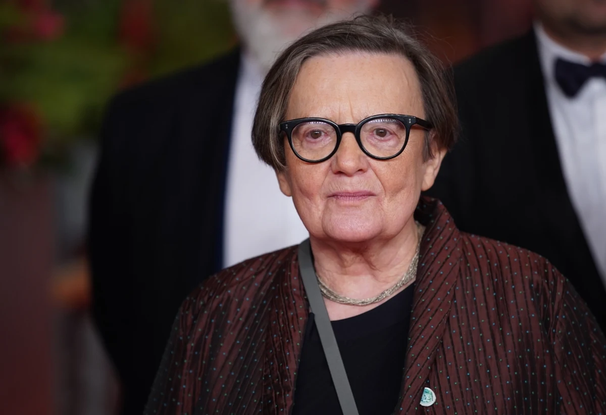 Agnieszka Holland idzie na wojnę ze Zbigniewem Ziobrą. Minister Sprawiedliwości oskarżył we wpisie na platformie X polską reżyser o przedstawianie Polaków jako "bandytów i morderców" - na wzór hitlerowskiej propagandy. Holland po tych słowach Ziobry, postanowiła skierować sprawę na drogę prawną.