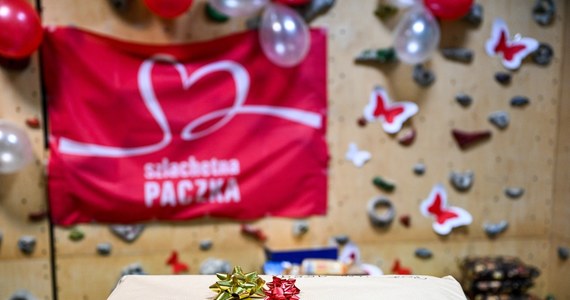 W całej Polsce do końca września trwa nabór na wolontariuszy Szlachetnej Paczki. Tylko na Dolnym Śląsku brakuje ich jeszcze siedmiuset. Zgłaszać jako wolontariusz można się przez internet.

