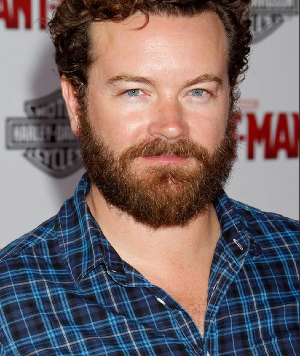 Amerykański aktor Danny Masterson, znany głównie z serialu komediowego "Różowe lata 70.", został skazany przez sąd w Los Angeles na 30 lat więzienia za dwa gwałty. To najwyższy wymiar kary jaki mu groził. 