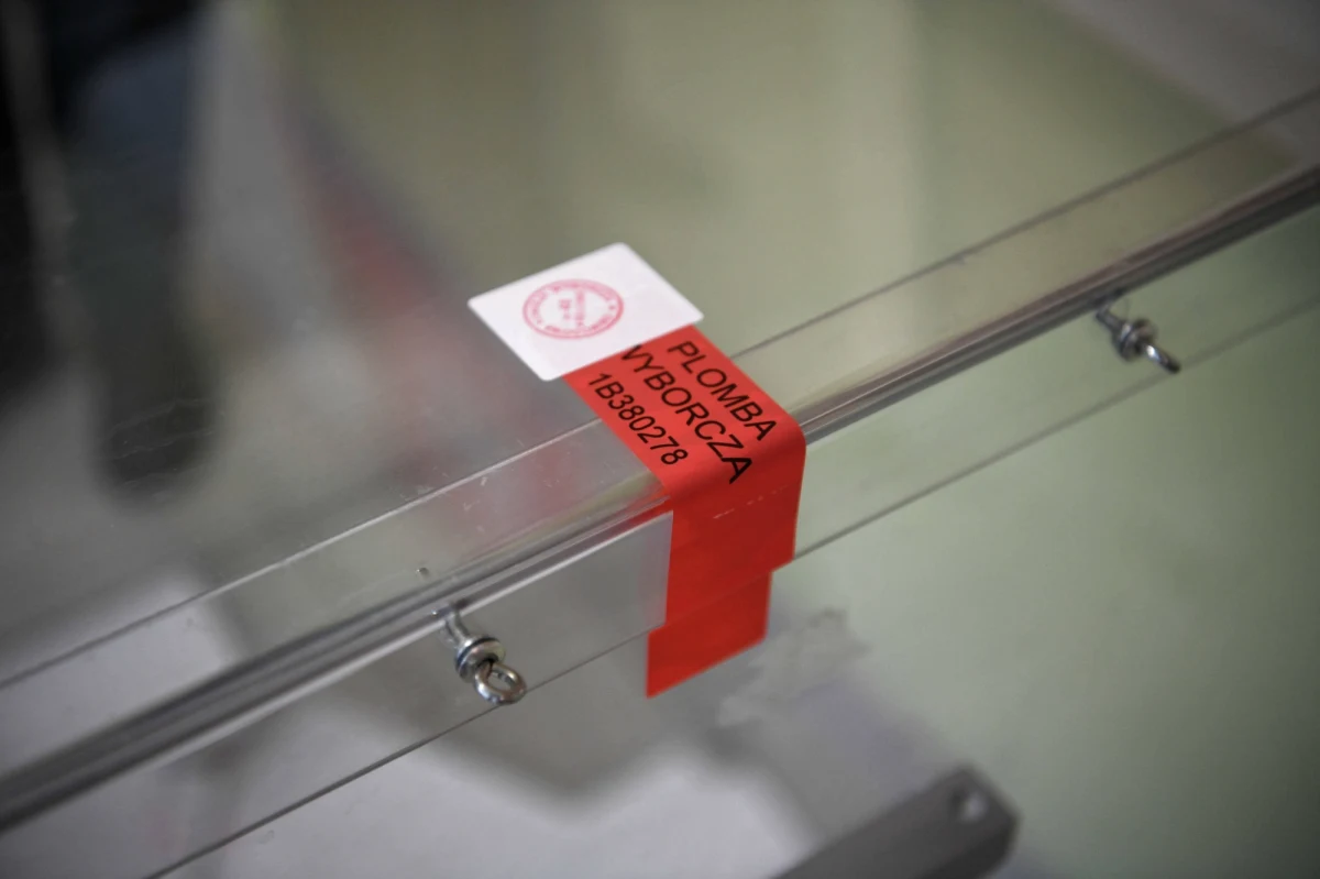 Przed nami sobota wyborczych konwencji. Jutro największe partie polityczne zaprezentują program i nowe obietnice. PiS spotka się z wyborcami w świętokrzyskich Końskich. PO w Tarnowie ma ujawnić "100 konkretów na 100 dni". Z kolei Lewica w Poznaniu ma ogłosić program dotyczący pracy. 