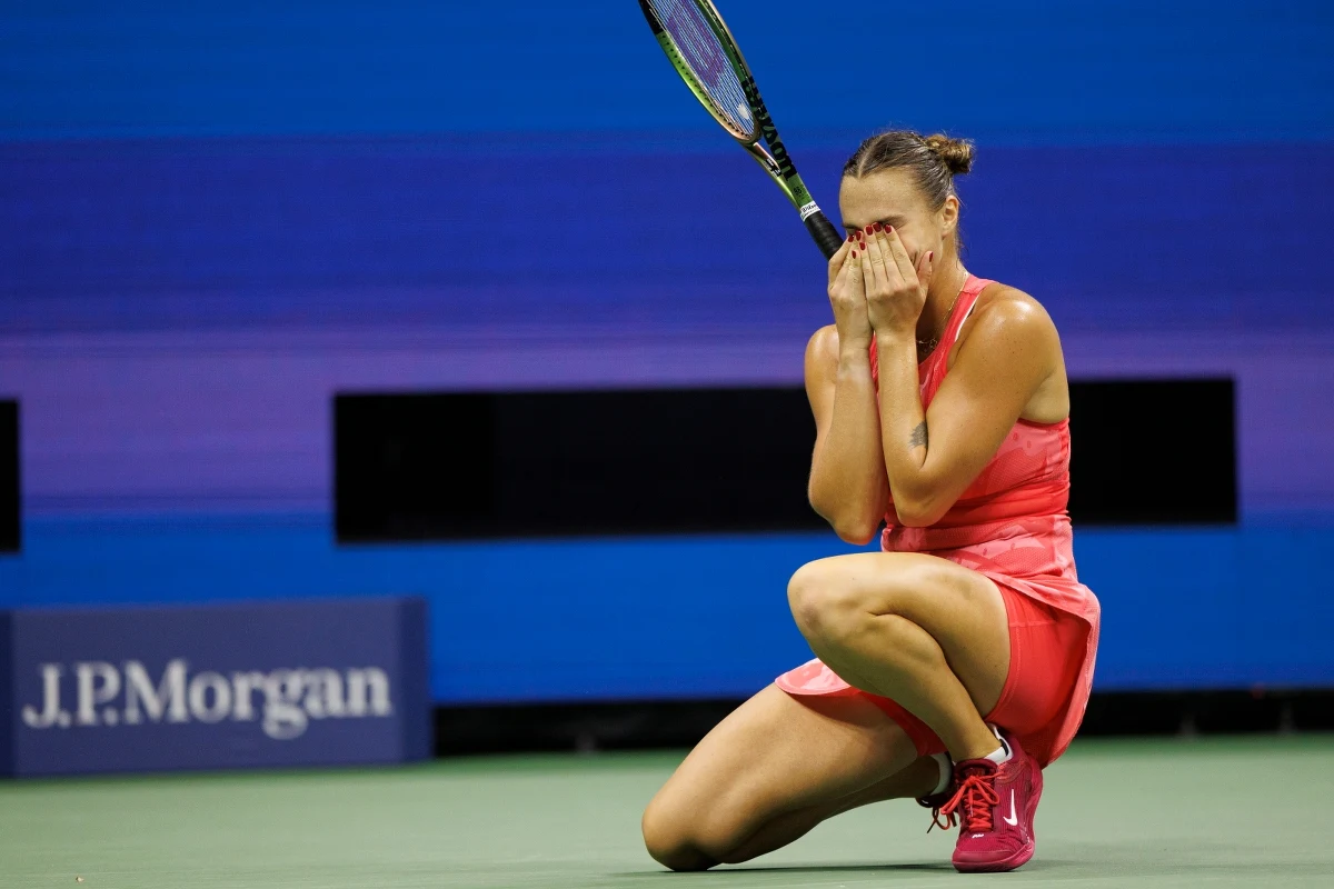 Niewiarygodny zwrot akcji w półfinale US Open! Aryna Sabalenka przegrywała już z Madison Keys 0:6, 3:5, a mimo to pokonała Amerykankę 0:6, 7:6 (7-1), 7:6 (10-5). W finale Białorusinka zmierzy się z reprezentantką USA Cori Gauff.