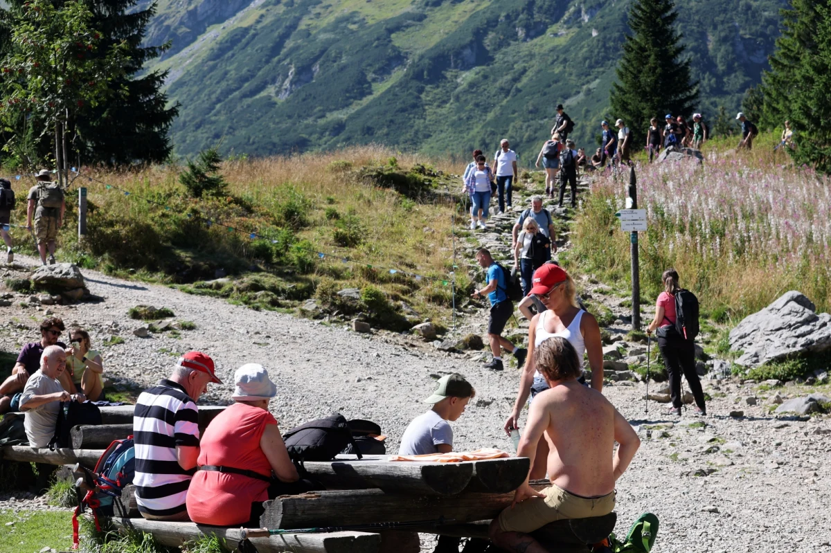 W Tatrach przeprowadzone są kolejne prace remontowe na górskich szlakach. Turyści muszą liczyć się z utrudnieniami i czasowymi zamknięciami niektórych odcinków.