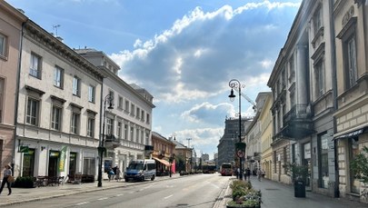Ul. Krakowskie Przedmieście w Warszawie pozostanie deptakiem