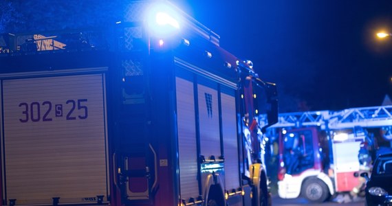 Dwie osoby zginęły w pożarze pustostanu w Makowie Podhalańskim (woj. małopolskie). Wybuchł on w piątek wieczorem.