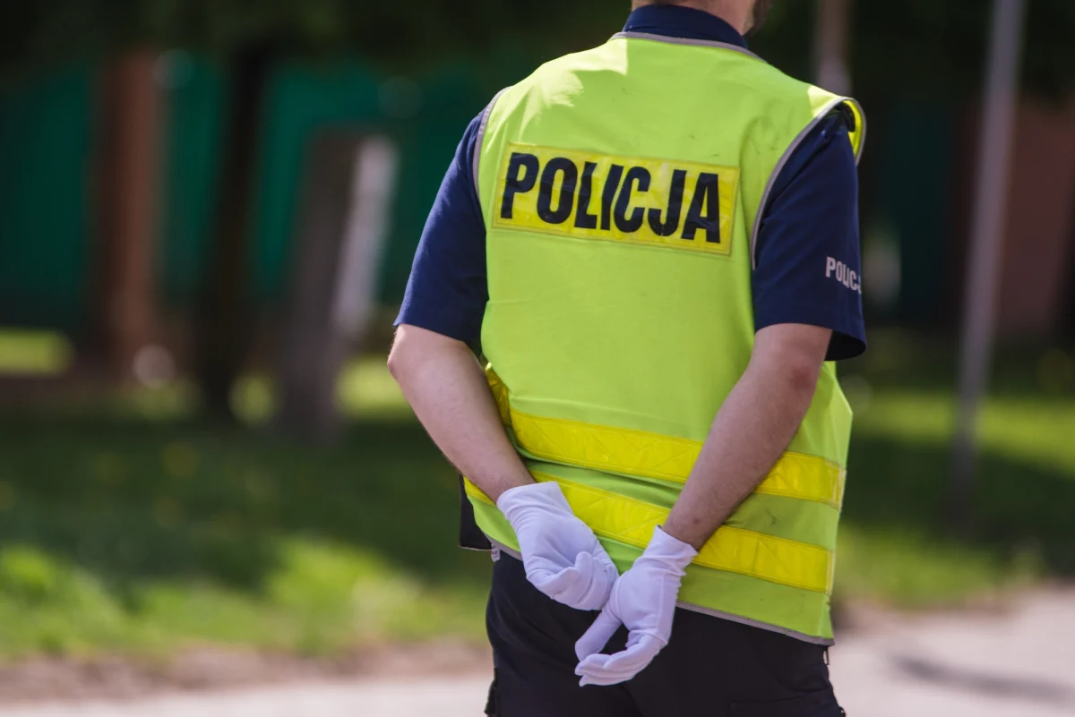 Policjanci zakopiańskiej drogówki zatrzymali Rosjanina, który samochodem marki Lotus w terenie zabudowanym jechał z prędkością 107 km/h. Otrzymał mandat w wysokości 3 tys. zł i 13 punktów karnych.