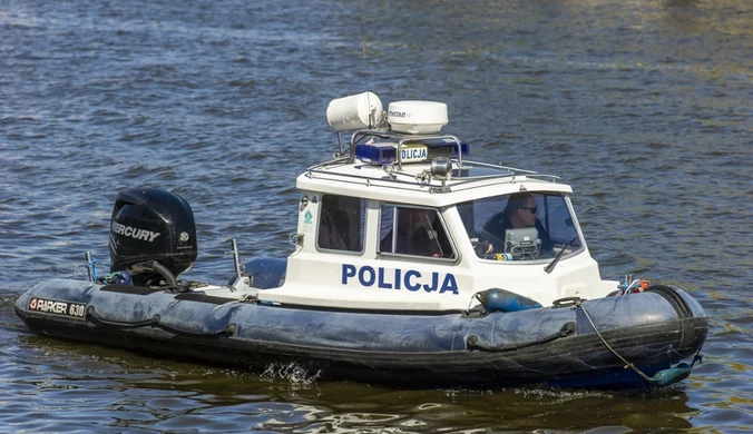 Na jeziorze Gopło wyłowiono ciało. 27-latek wypadł z łodzi motorowej