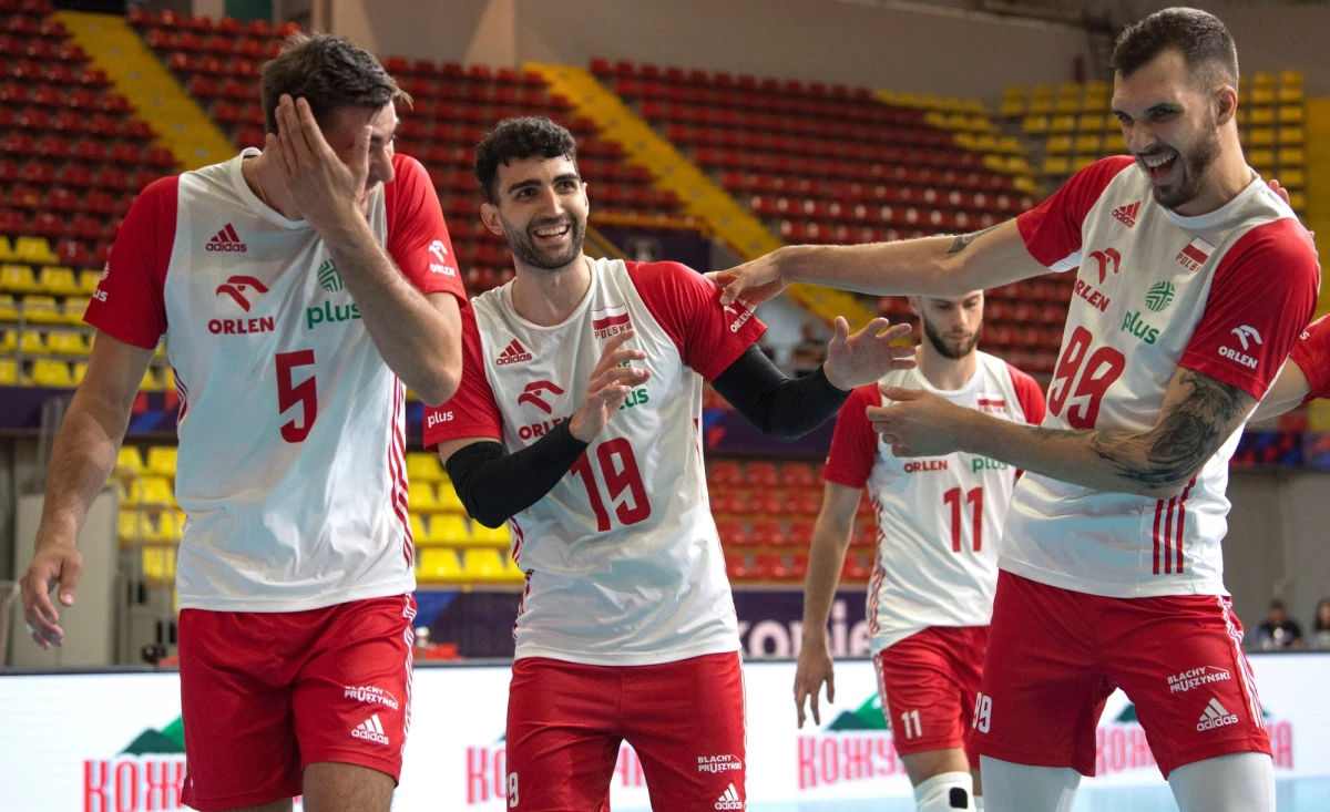 Polscy siatkarze rozpoczynają walkę w fazie pucharowej mistrzostw Europy. Podopieczni Nikoli Grbicia w 1/8 finału zmierzą się we włoskim Bari z Belgią i będą zdecydowanym faworytem w tym spotkaniu.