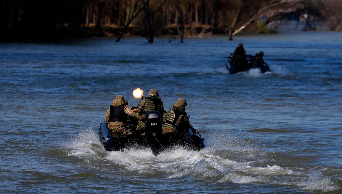 Marynarki wojenne Rumunii i Stanów Zjednoczonych przeprowadzą w dniach 11-15 września zakrojone na szeroką skalę ćwiczenia Sea Breeze 23.3. W manewrach, które odbędą się na Morzu Czarnym i w delcie Dunaju, aktywnie uczestniczyć będzie również Ukraina i inne kraje sojusznicze.