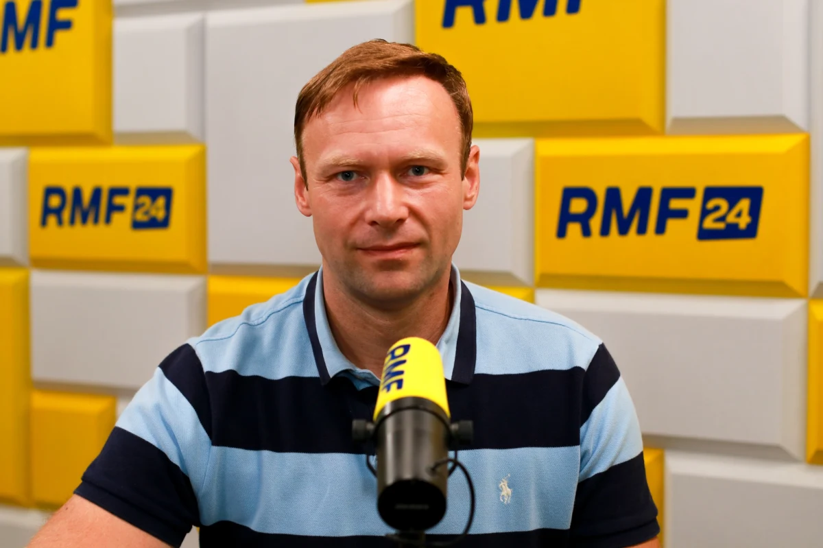 „Dzięki pomysłowi referendum i postawieniu na bezpieczeństwo, PiS ma szansę na to, żeby znowu rządzić samodzielnie” – mówił Marcin Mastalerek, były rzecznik PiS, społeczny doradca prezydenta Andrzeja Dudy w Porannej rozmowie w RMF FM. Gość Roberta Mazurka dodał, że jego zdaniem, celem PO nie jest wygrana z Prawem i Sprawiedliwością, a zablokowanie możliwości stworzenia rządu przez PiS.