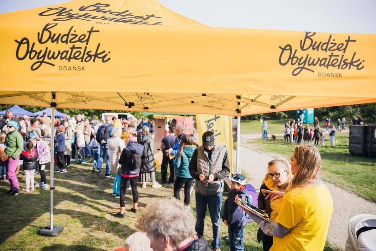 Rusza głosowanie na projekty startujące w 11. odsłonie Budżetu Obywatelskiego w Gdańsku. W tym roku do głosowania dopuszczono rekordowo dużo projektów – 399. Mieszkańcy zdecydują, na co miasto wyda ponad 20 mln złotych z miejskiej kasy. Głosowanie potrwa do 25 września. 