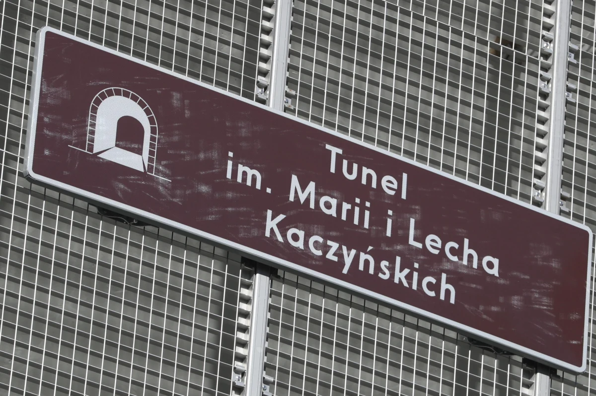 W minioną niedzielę przez tunel im. Marii i Lecha Kaczyńskich na zakopiance przejechało 40 tys. 524 samochodów – podała GDDKiA. To rekord od momentu otwarcia przeprawy w listopadzie zeszłego roku.