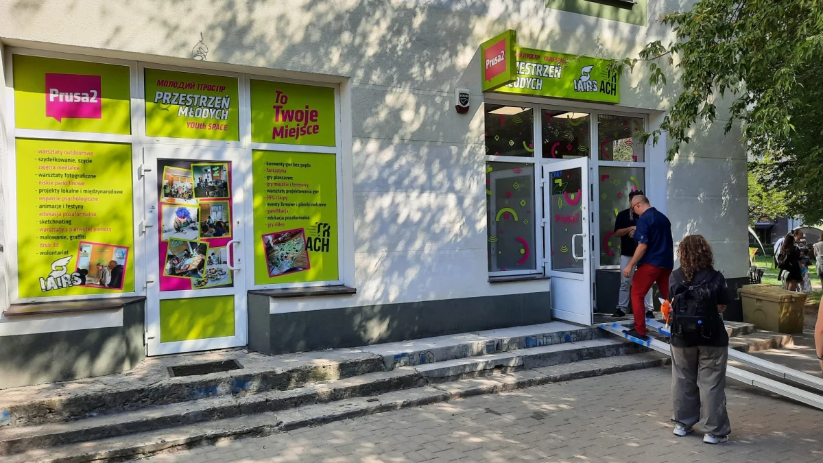 ​Na mapie Lublina pojawiła się nowa przestrzeń dla młodzieży. "Prusa 2" to miejsce spotkań i odpoczynku, ale także edukacji i pomocy młodym mieszkańcom.