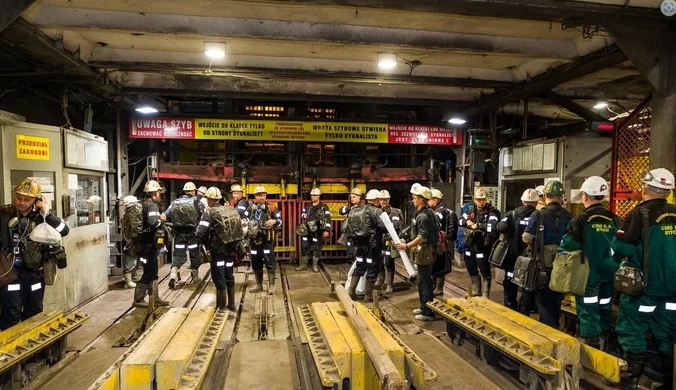 Trwa akcja w kopalni Pniówek. Ciała górników na powierzchni