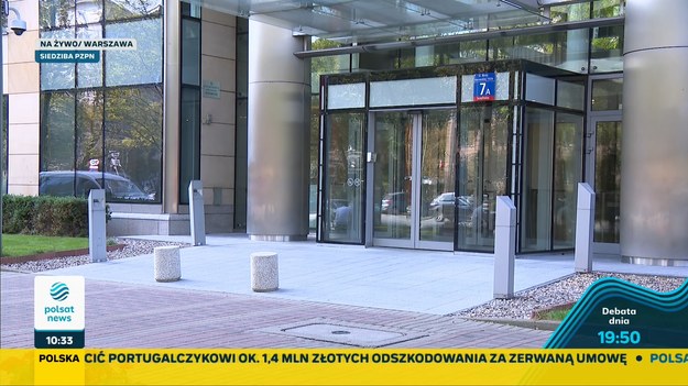 Na antenie Polsat News został poruszony temat selekcjonera Fernando Santosa, który przebywa w siedzibie PZPN.