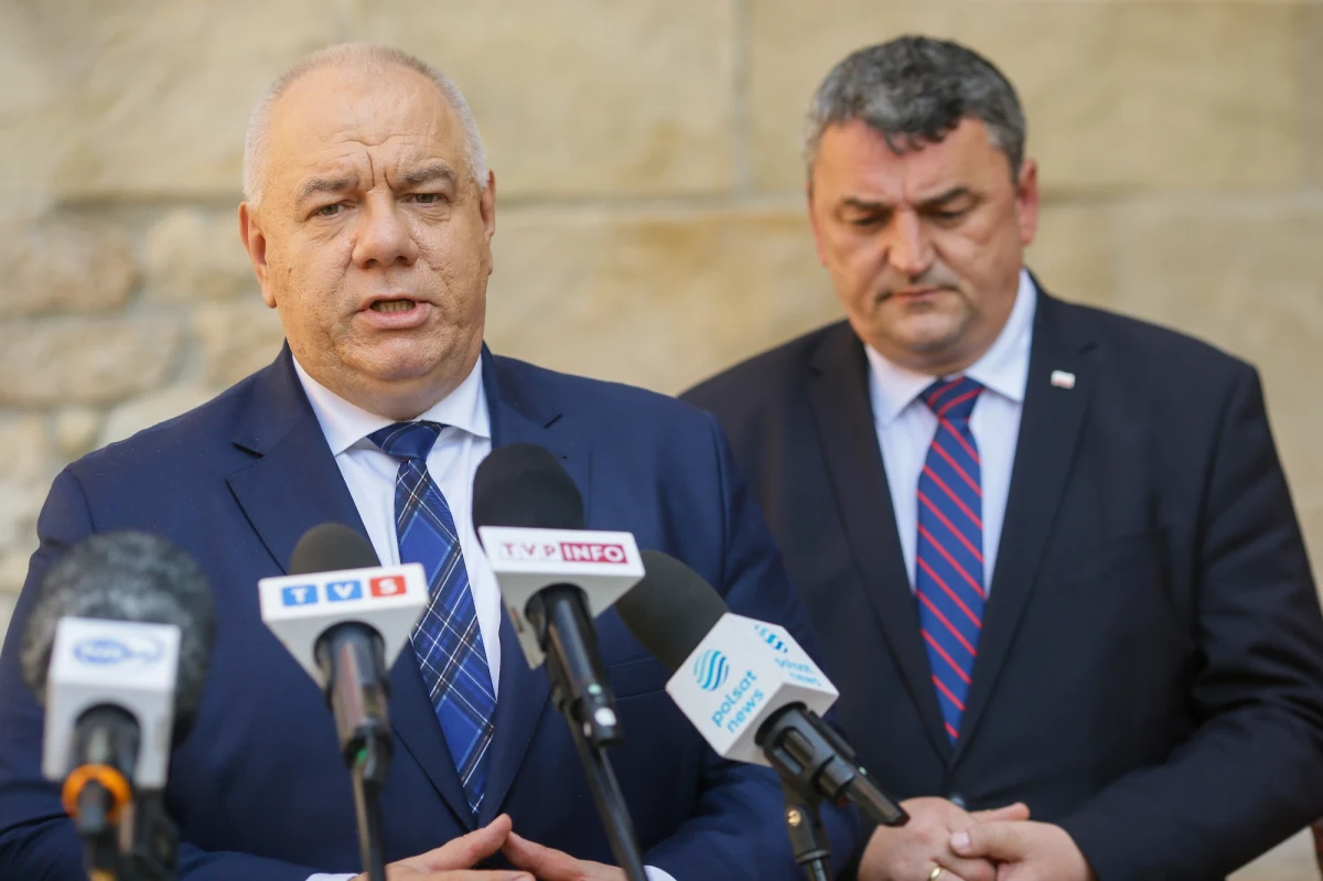 Ministerstwo Aktywów Państwowych nie zgadza się z zarzutami Najwyższej Izby Kontroli ws. realizacji przez spółki Skarbu Państwa budowy szpitali tymczasowych. W trosce o pieniądze publiczne MAP bardzo uważnie pilnował, by przy ich realizacji żadna złotówka nie została wydana bez celu - podkreślił resort.