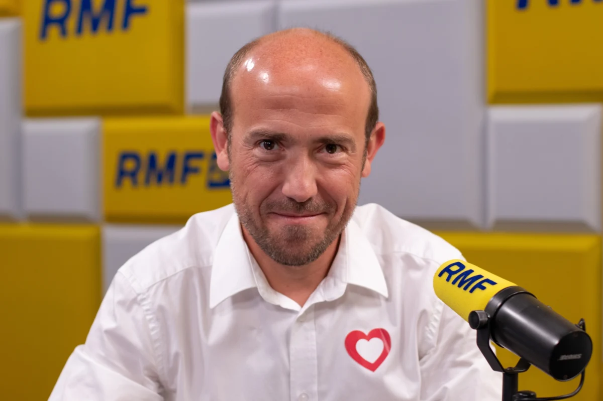 "Naszym celem, jest przekonać tych, którzy się wahają. Jesteśmy w stanie wygrać z PiS i wówczas nie musimy oglądać się na innych" - deklarował w Popołudniowej rozmowie w RMF FM przewodniczący klubu parlamentarnego Koalicji Obywatelskiej. Borys Budka zaznaczył również, że KO ma przygotowany "wariant koalicyjny".