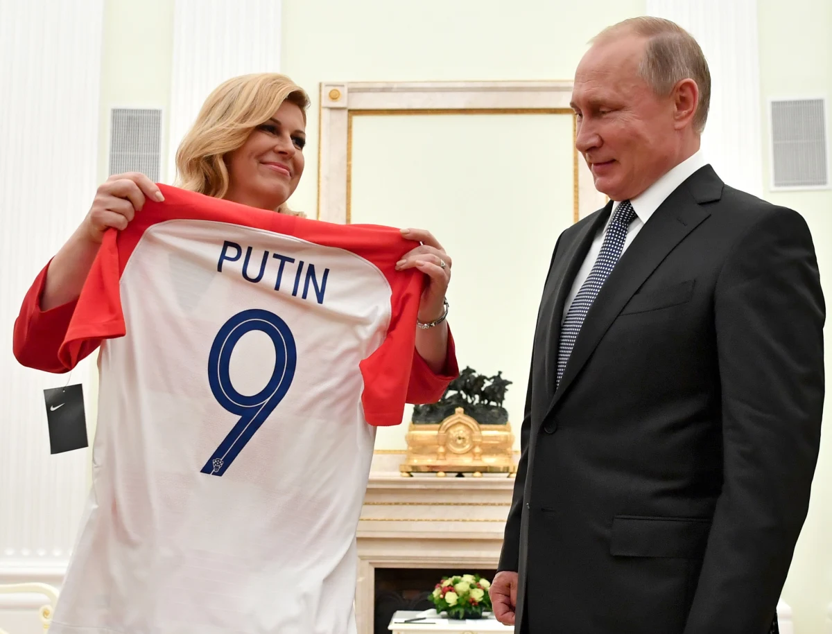 "​Kolinda Grabar-Kitarović chce się oczyścić ze związków z Putinem, najpewniej szuka posady za granicą" - ocenił prezydent Chorwacji Zoran Milanović, komentując doniesienia byłej prezydent o ingerowaniu przez Rosję w wybory prezydenckie w 2020 roku, w których przegrała z obecną głową państwa.