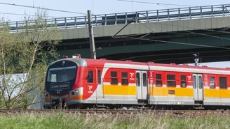 Pięciolatek tuż obok nadjeżdżającego pociągu. Miał być w przedszkolu