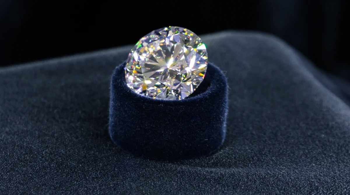 W ciągu 2-3 tygodni kraje G7 ogłoszą zakaz sprowadzania rosyjskich diamentów - podał Reuters, powołując się na pragnącego zachować anonimowość przedstawiciela belgijskiego rządu. O takim rozwiązaniu mówiło się już od dłuższego czasu.