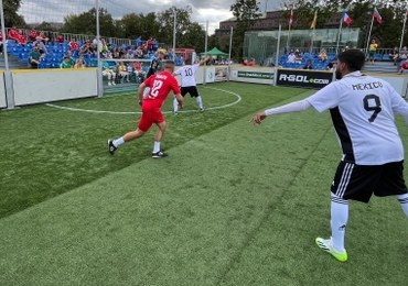 Wrocław: Startuje turniej piłkarski osób w kryzysie bezdomności