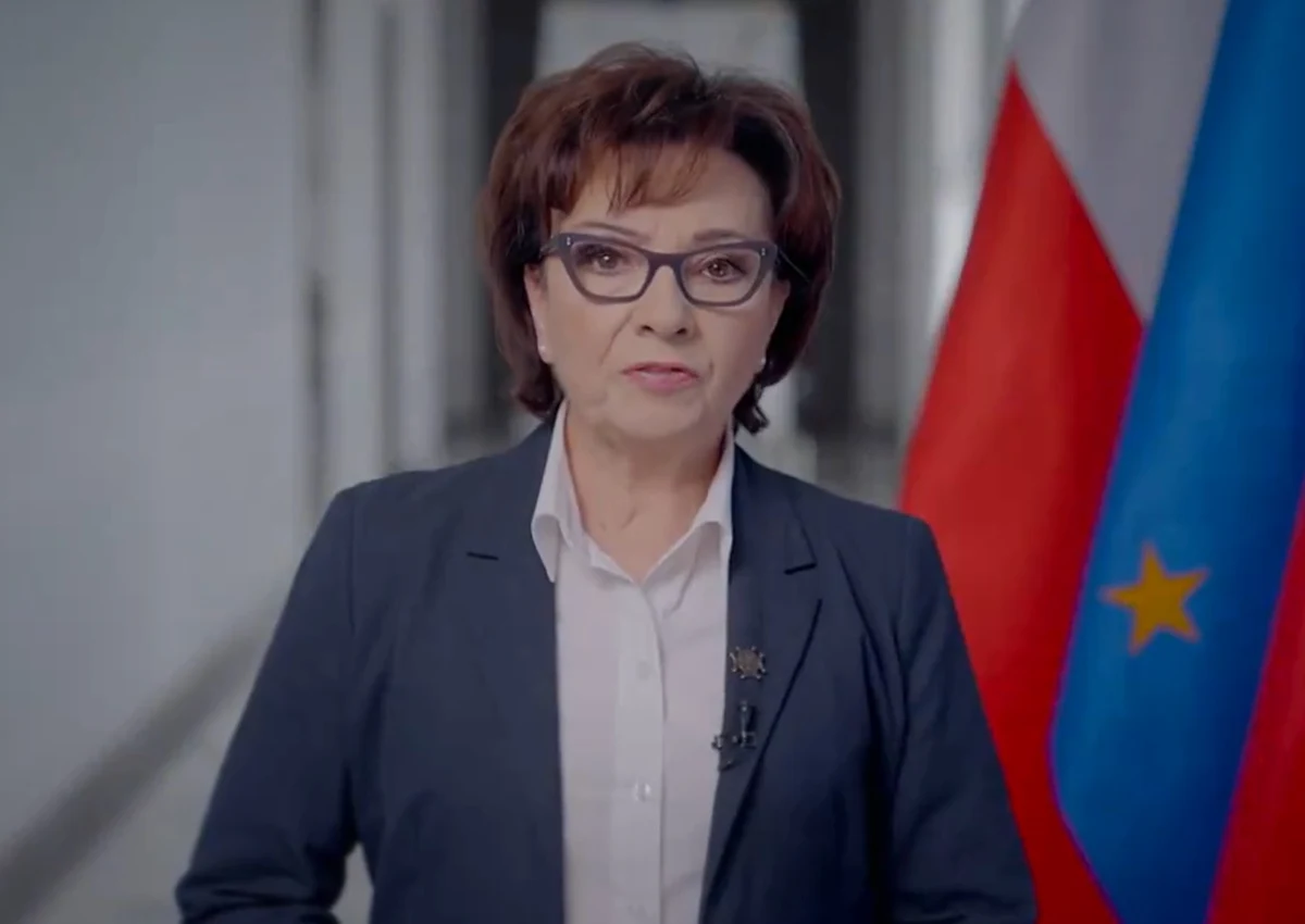 "Wczoraj marszałek Senatu w bezprecedensowy sposób wykorzystał narzędzie orędzia państwowego do próby okłamania i wprowadzenia w błąd Polaków. Kłamstwa nie mogą pozostać bez odpowiedzi" - powiedziała w sobotnim orędziu marszałek Sejmu Elżbieta Witek.