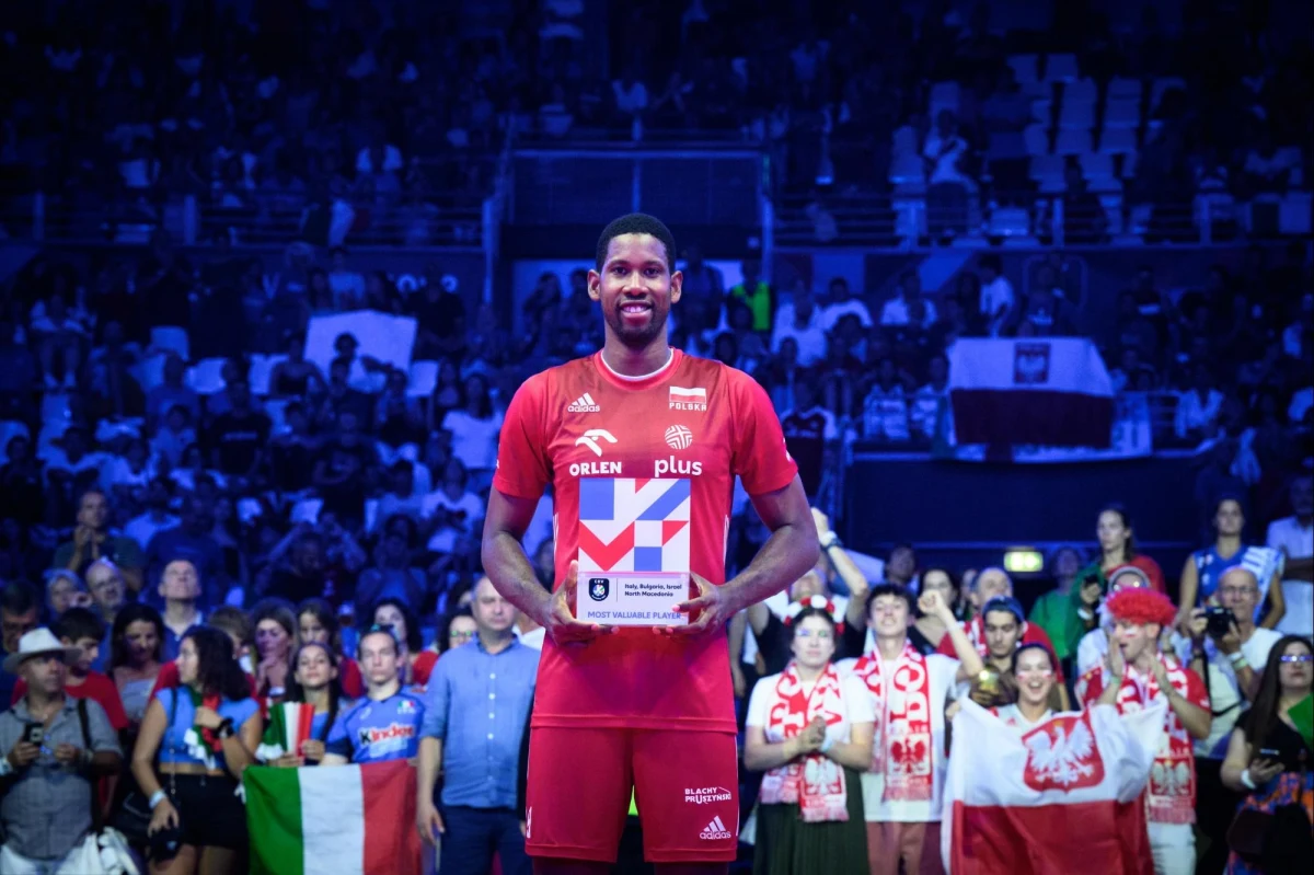 Reprezentant Polski Wilfredo Leon został najbardziej wartościowym zawodnikiem (MVP) mistrzostw Europy siatkarzy. Polacy zdobyli wczoraj tytuł mistrzów. W finale pokonali w Rzymie Włochów 3:0. 