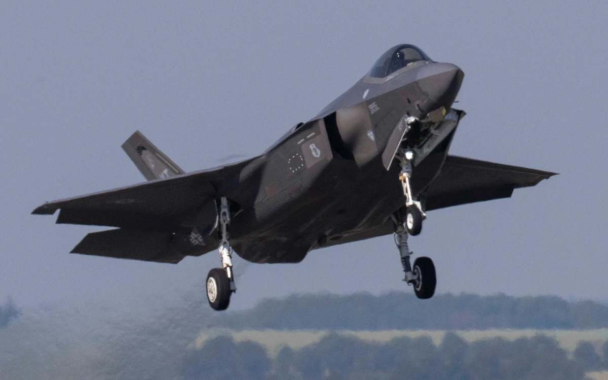 F-35, o którym mówi się, że jest niewidoczny dla radarów, zaginął w Stanach Zjednoczonych. Wojsko zwróciło się do społeczeństwa o pomoc w odszukaniu tej drogiej maszyny.