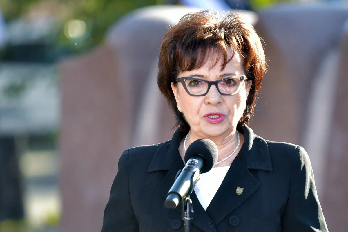 Zawiadomienie o możliwości popełnienia przestępstwa przez marszałek Sejmu Elżbietę Witek złożył w prokuraturze prezes Najwyższej Izby Kontroli Marian Banaś - dowiedział się dziennikarz RMF FM. Szef NIK twierdzi, że marszałek Witek swymi zaniechaniami sparaliżowała pracę Izby.