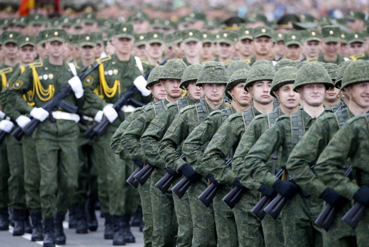 W Radzie Bezpieczeństwa Białorusi ogłoszono gotowość do przeprowadzenia wspólnych ćwiczeń wojskowych z Polską. "Jeśli Warszawa będzie gotowa, chętnie podejmiemy taką inicjatywę" - powiedział Paweł Murawiejko, zastępca szefa Rady Bezpieczeństwa.