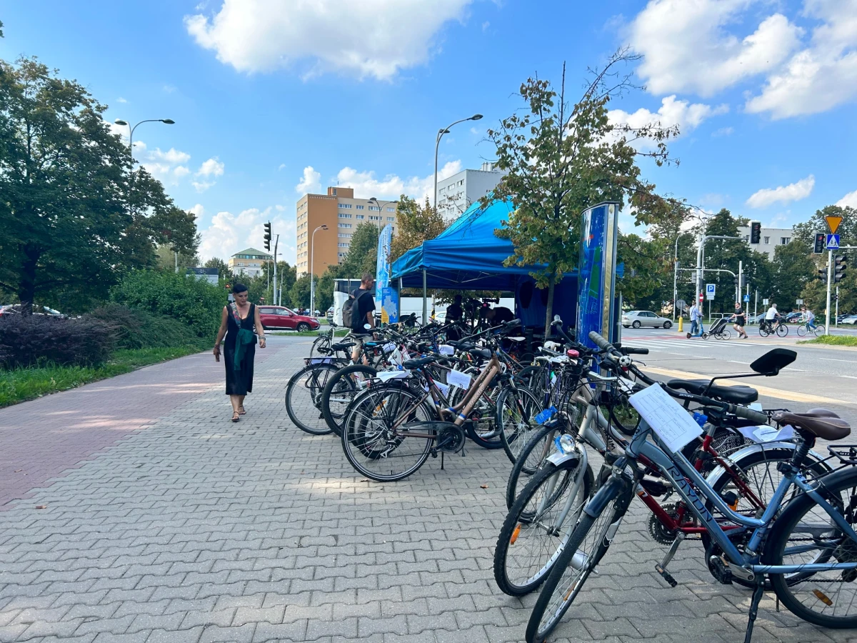 Od 16 do 22 września trwa Europejski Tydzień Mobilności. Warszawski ratusz po raz kolejny zaprasza mieszkańców stolicy do skorzystania z bezpłatnych przeglądów rowerów.