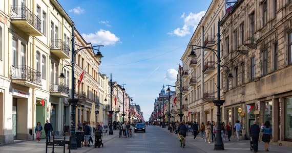 Park kieszonkowy, plac zabaw albo boisko? A może siłownia plenerowa, tężnia i nowy chodnik? Mieszkańcy Łodzi po raz 11. zdecydują, co powstanie w ich najbliższej okolicy. W nowej edycji budżetu obywatelskiego będą wybierać spośród niemal 800 projektów. Głosowanie rozpocznie się 2 października.