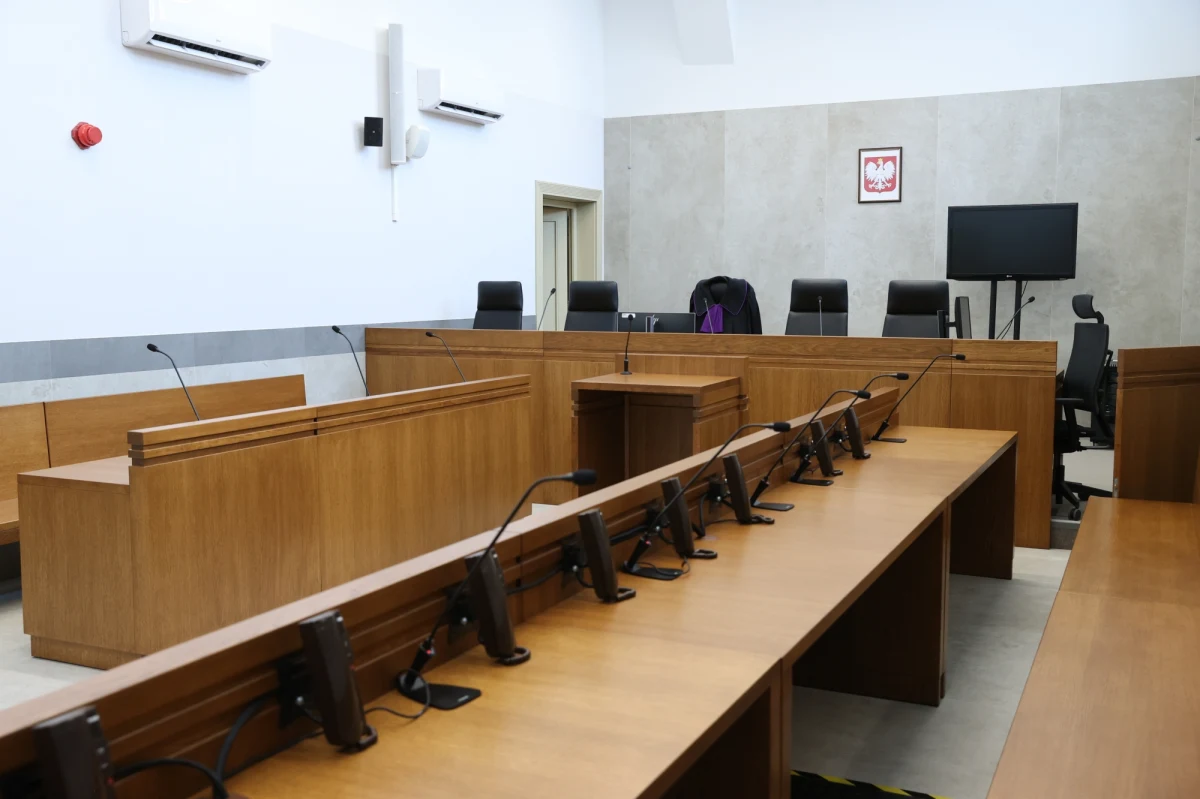 W budynku dawnego Niemieckiego Gimnazjum Reformowanego z 1910 r., gdzie przez lata mieścił się Wydział Filologiczny Uniwersytetu Łódzkiego, otwarto nową siedzibę Sądu Apelacyjnego w Łodzi. Modernizacja zabytkowego gmachu kosztowała ponad 85 mln zł.