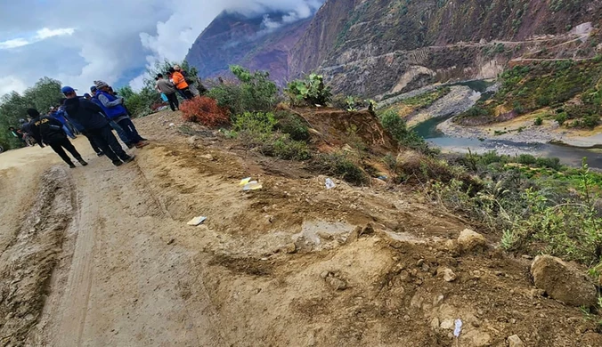 Tragedia na górskiej drodze w Peru. Co najmniej 24 osoby nie żyją