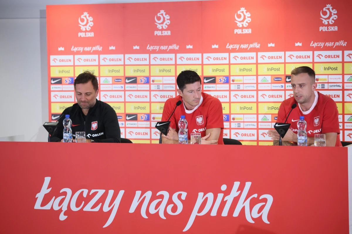 W wyścigu o posadę nowego selekcjonera piłkarskiej reprezentacji Polski pozostało już tylko dwóch kandydatów. "Inicjały już znamy" - przyznaje prezes Pomorskiego Związku Piłki Nożnej i jednocześnie członek zarządu PZPN Radosław Michalski. To "M.P." - co mówi nam, że chodzi Michała Probierza... Albo Marka Papszuna. PZPN postanowił potrzymać nas w niepewności aż do jutra z przedstawieniem nowego trenera kadry.