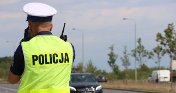 Dzisiaj, 20 września policja przeprowadzi ogólnopolskie działania kontrolno-prewencyjne pod nazwą „Prędkość”, których celem jest egzekwowanie od kierujących pojazdami przestrzegania ograniczeń prędkości. Dodał, że działania będą prowadzone w ramach corocznej europejskiej kampanii "Roadpol Safety Day 2023".