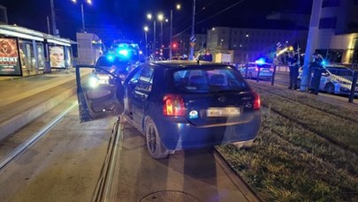 ​Pijany 16-latek uciekał autem przed policją. Rodzice zgłosili jego zaginięcie