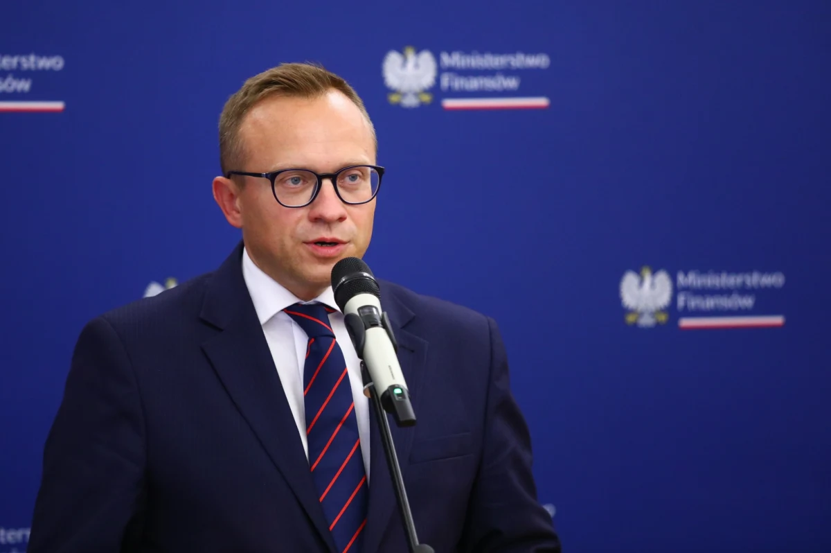 „Deklaracja podatkowa przedsiębiorców będzie wypełniana przez administrację skarbową” - zapowiedział w środę wiceminister finansów Artur Soboń. Jak zaznaczył, dzięki temu zmniejszy się obciążenie sprawozdawcze przedsiębiorstw.