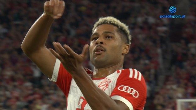 Serge Gnabry podwyższa wynik spotkania na 2-0. Bayern prowadzi z Manchesterem United.

Pełne prawa do transmisji Ligi Mistrzów w sezonie 2023/24 w Polsce posiada Grupa Polsat, która pokazuje rozgrywki od sezonu 2018/2019. Transmisje Ligi Mistrzów można oglądać w tv na kanałach Polsat Sport Premium. Mecze Ligi Mistrzów można obejrzeć również online live stream na  Polsat BOX Go   Oglądaj wygodnie gdziekolwiek chcesz: na komputerze, na tablecie, na smartfonie, na Smart TV. Relacje i wyniki meczów na  sport.interia.pl 
W tekście zawarto link serwisu partnerskiego
