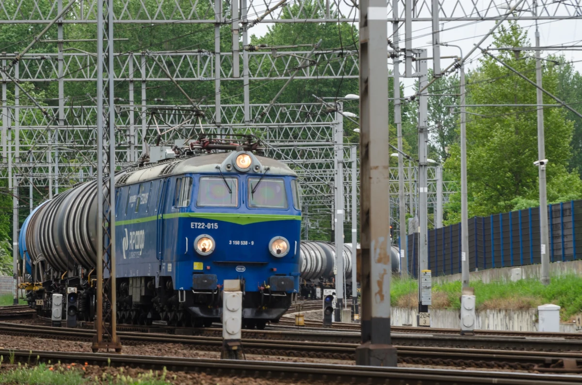W piątek, w ramach Europejskiego Dnia bez Samochodu, w województwie pomorskim będzie można bezpłatnie skorzystać z komunikacji miejskiej oraz pociągów Polregio i SKM. W Gdańsku z darmowych przejazdów skorzystają wszyscy posiadacze Gdańskiej Karty Mieszkańca.