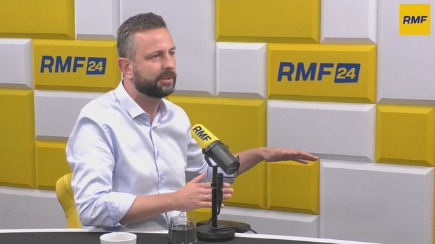 "Automatyczna relokacja uchodźców jest niehumanitarna, nieefektywna i nie gwarantuje bezpieczeństwa" - mówił w Porannej rozmowie w RMF FM Władysław Kosiniak-Kamysz pytany o sytuację z uchodźcami na włoskiej Lampedusie i unijne plany ich relokacji. 