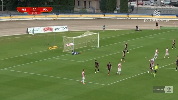 Skrót meczu Resovia Rzeszów - Polonia Warszawa.

Fortuna 1 Liga oglądaj w Polsat Sport oraz na  Polsat BOX Go   Oglądaj wygodnie gdziekolwiek chcesz: na komputerze, na tablecie, na smartfonie, na Smart TV.

W tekście zawarto link do serwisu partnerskiego.



