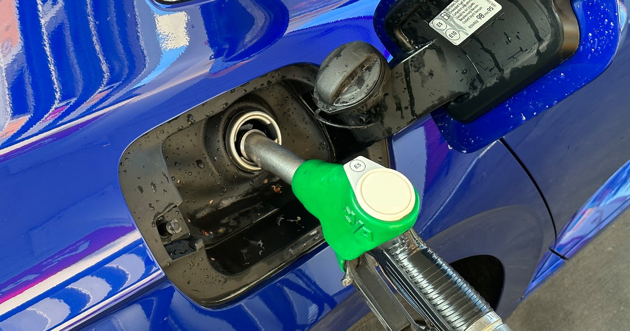 Świetne wiadomości dla kierowców. Od miesięcy nie było tak tanio