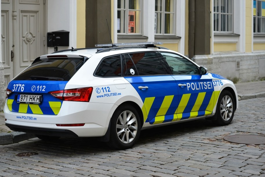 „Ja russkij” na samochodzie. Za naklejkę grozi nawet konfiskata auta