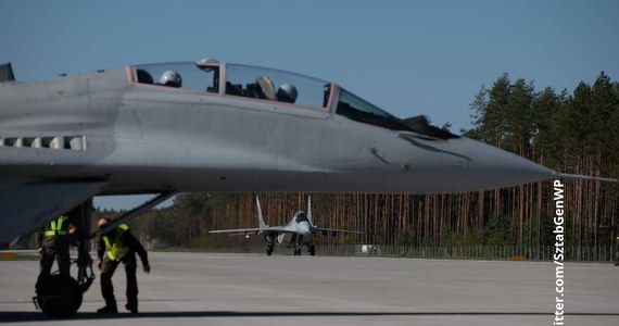 W poniedziałek rozpoczęło się szkolenie Sił Powietrznych RP. Na drodze wojewódzkiej 604 wylądowały samoloty F-16. Na drogowym odcinku lotniskowym w Wielbarku wylądowali m.in. dowódcy 4 Skrzydła Lotnictwa Szkolnego z Dęblina i 2 Skrzydła Lotnictwa Taktycznego z Poznania.