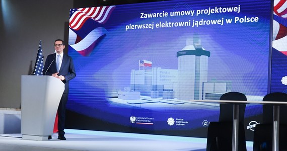 Spółka Polskie Elektrownie Jądrowe podpisała w środę z konsorcjum Westinghouse-Bechtel umowę na zaprojektowanie pierwszej polskiej elektrowni jądrowej, która ma powstać na Pomorzu.