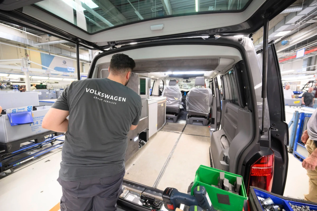 Poważna awaria w systemie komputerowym w koncernie Volkswagena została w nocy usunięta. To ona sprawiła, że niemieckie zakłady wstrzymały produkcję samochodów. „Sieć fabryk znowu pracuje stabilnie” - przekazał w komunikacie rzecznik producenta aut.